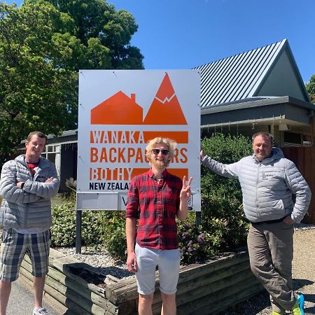 Wanaka Backpackers Bothy Ostello Esterno foto